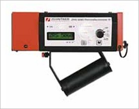 ZRW5070 安全標(biāo)志服逆反射系數(shù)測(cè)試儀